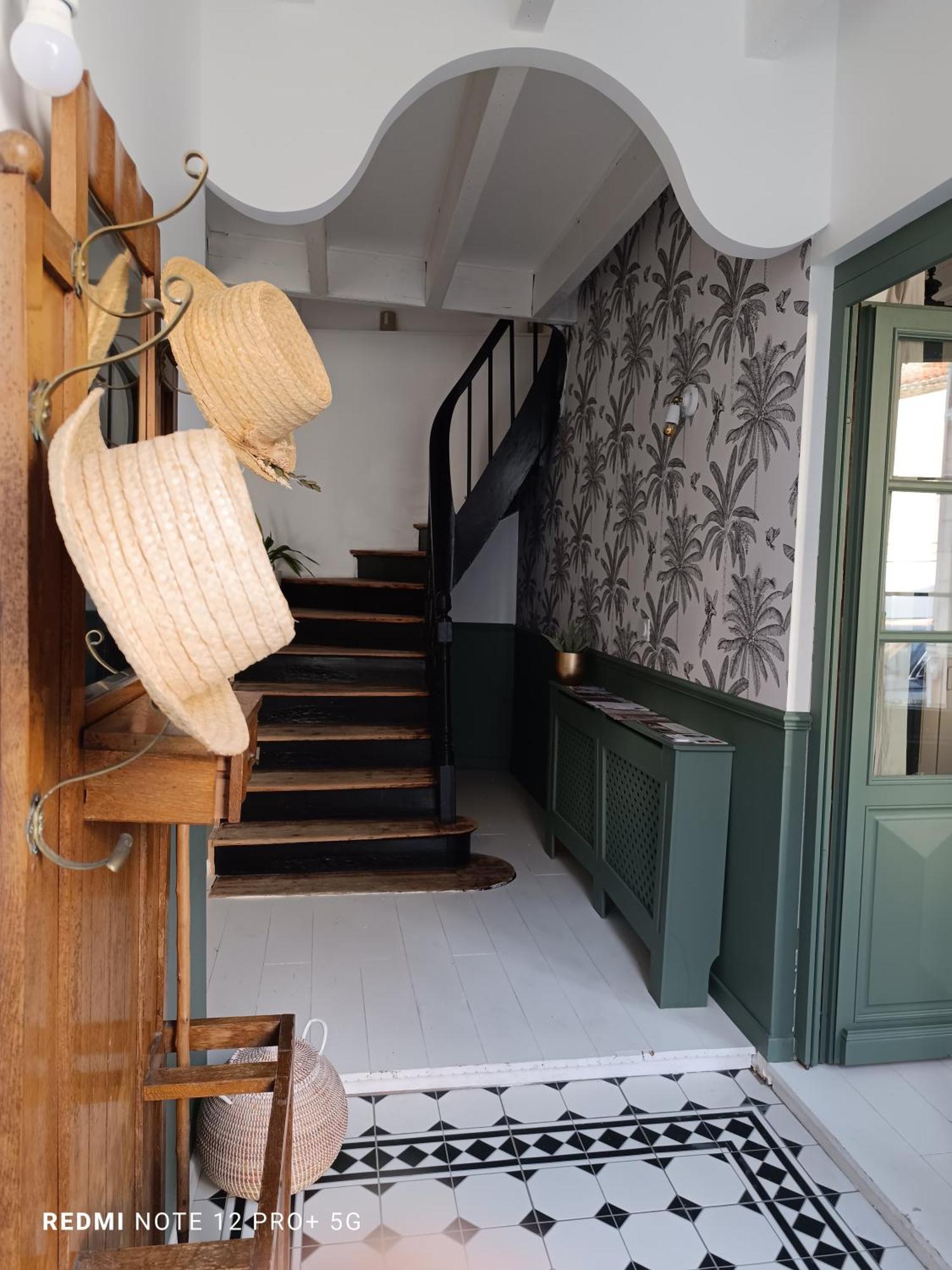 Maison Charmeilles - Gite Touristique - Coliving Fronsac  Esterno foto